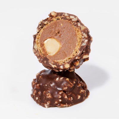 LoveRaw Nutty Choc Balls 9er-Pack Geschenkbox 126 g Milchschokolade